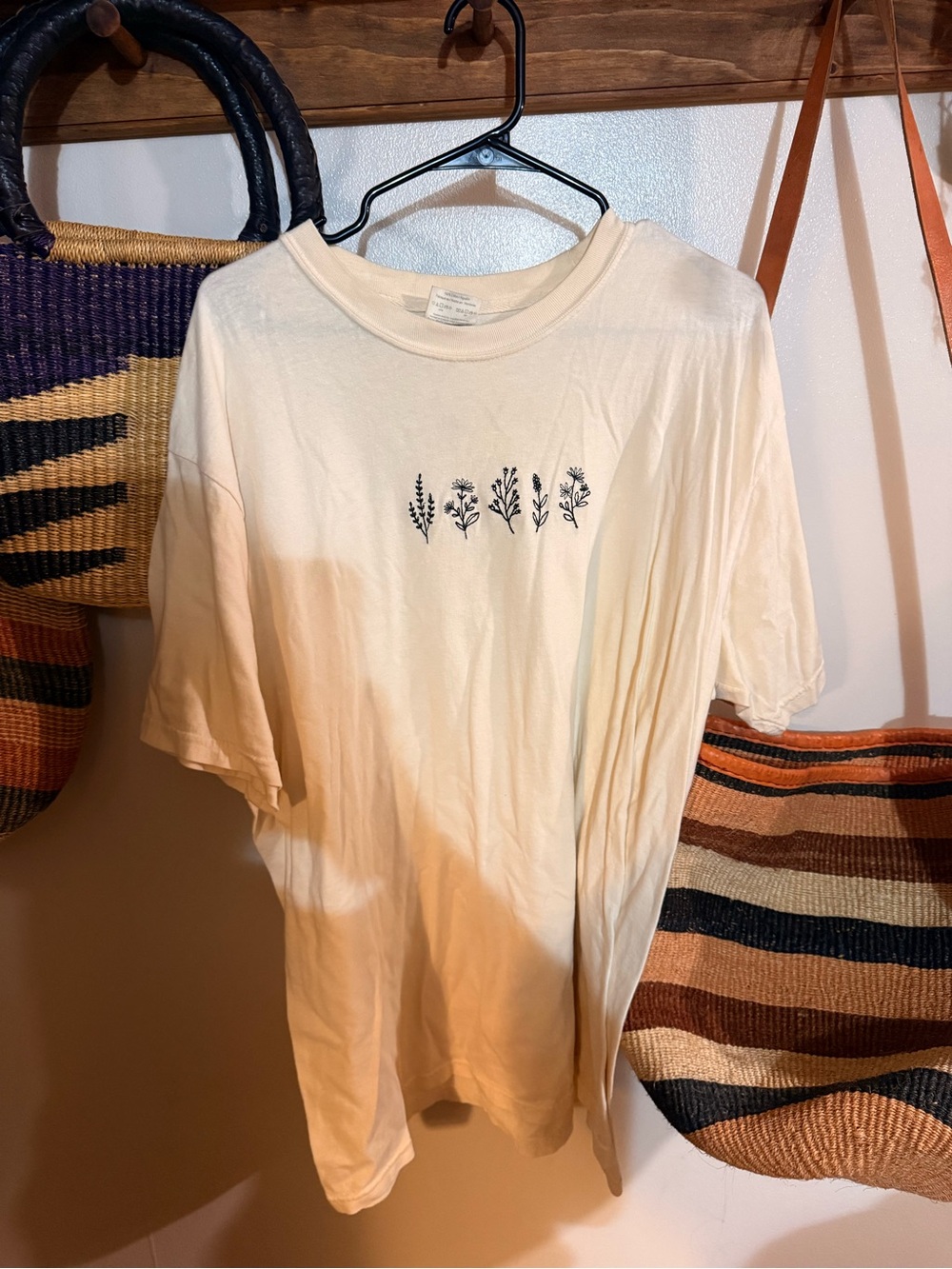 Comfort Colors Cream Short-Sleeve Tee with Black Botanical embroidery